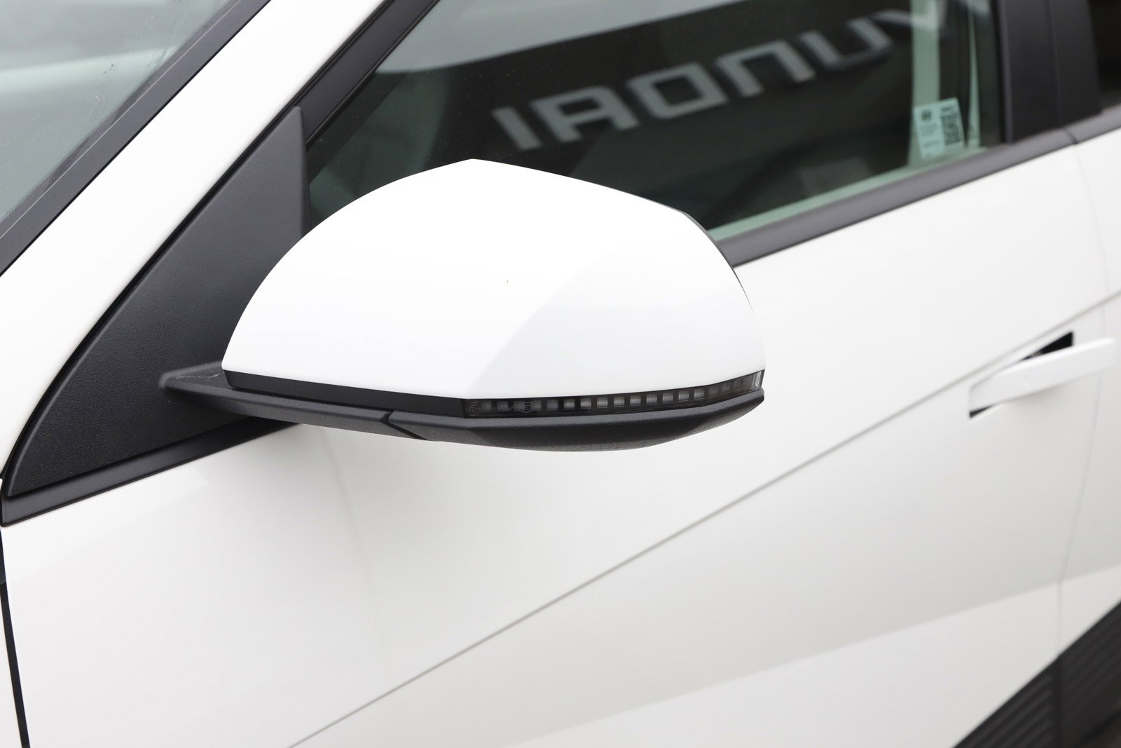 New 2026 Hyundai Ioniq 5 SEL image 11