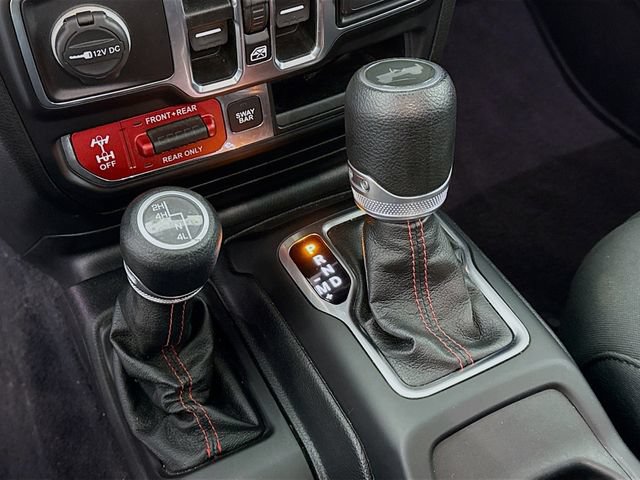 Used 2020 Jeep Wrangler Unlimited Rubicon AWD/4WD image 17