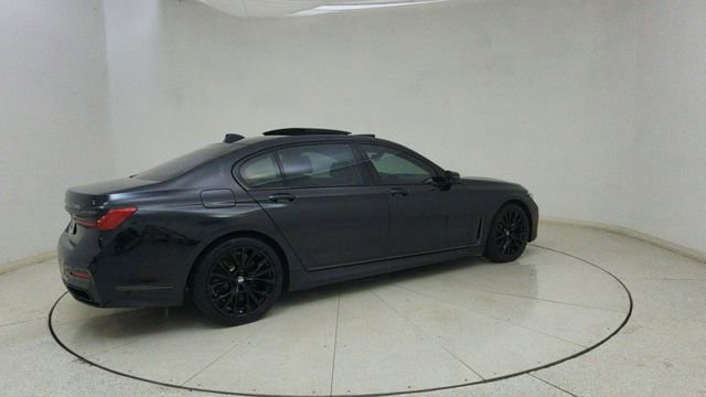 Used 2022 BMW 750i xDrive w/ Executive Package AWD/4WD image 70