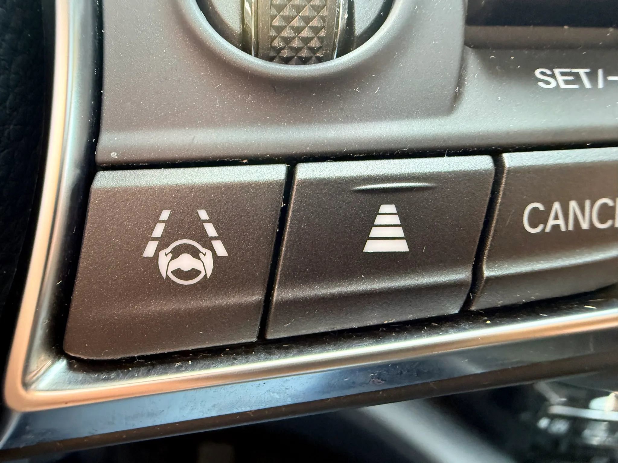 Used 2024 Acura MDX SH-AWD image 4