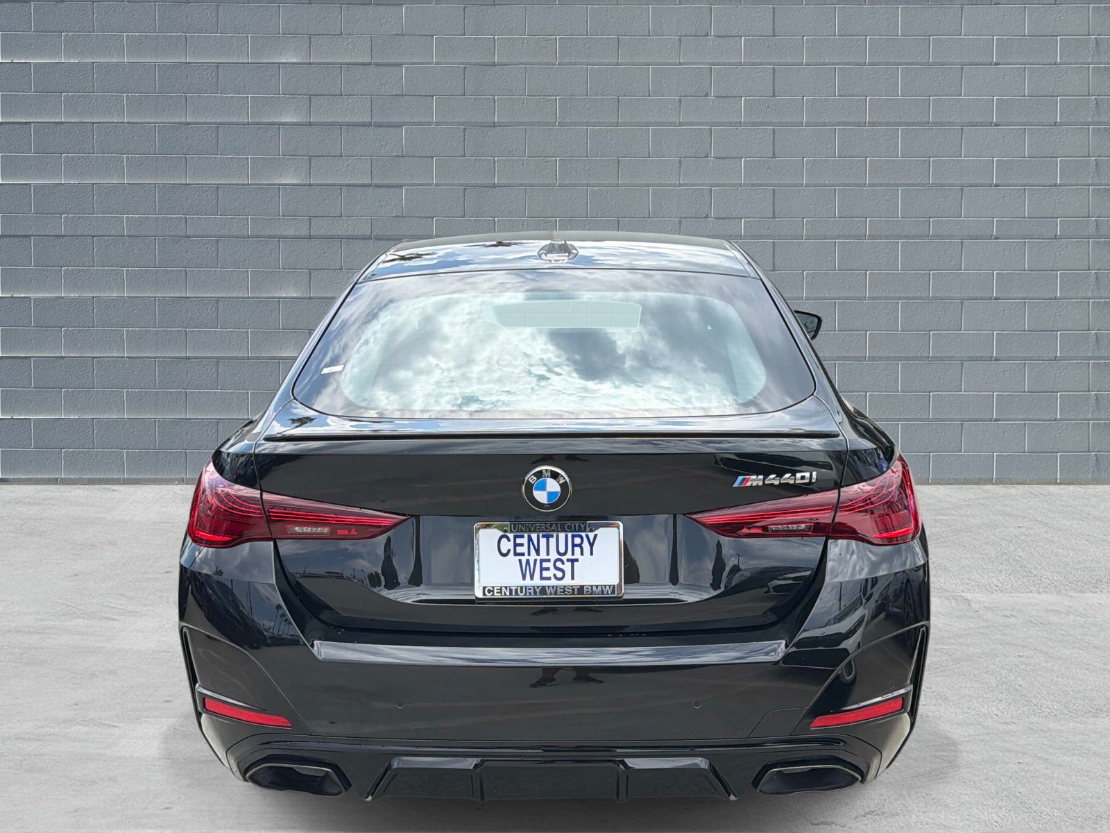Used 2026 BMW M440i w/ Premium Package RWD image 4