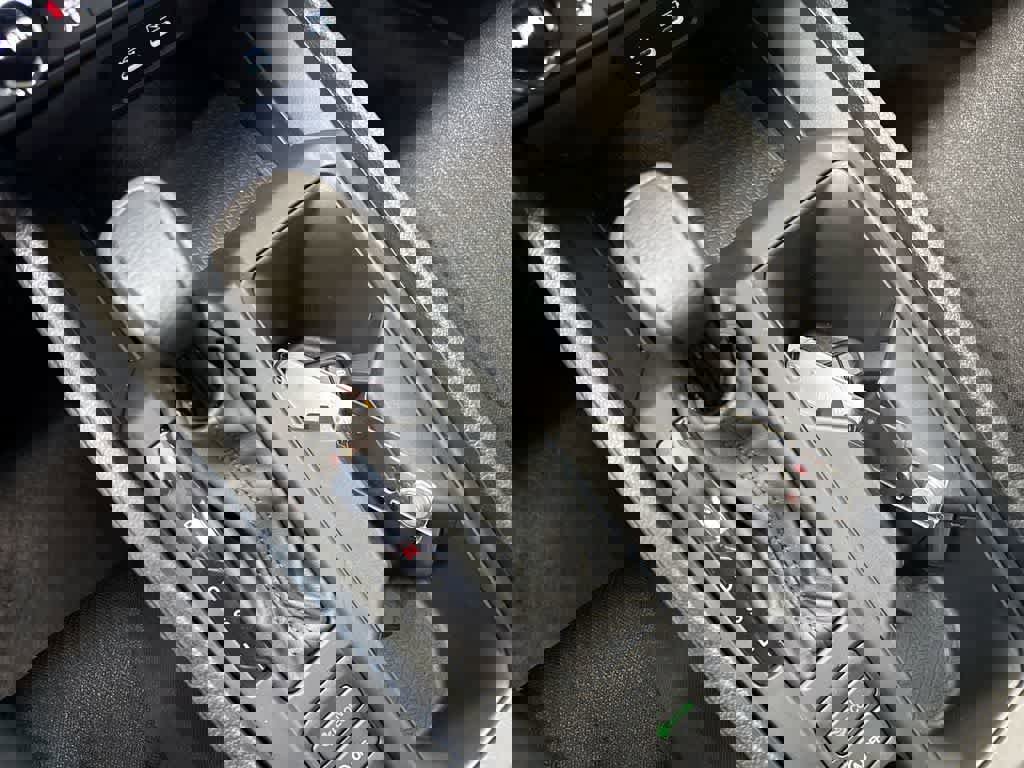 Certified 2025 Honda Accord SE image 33