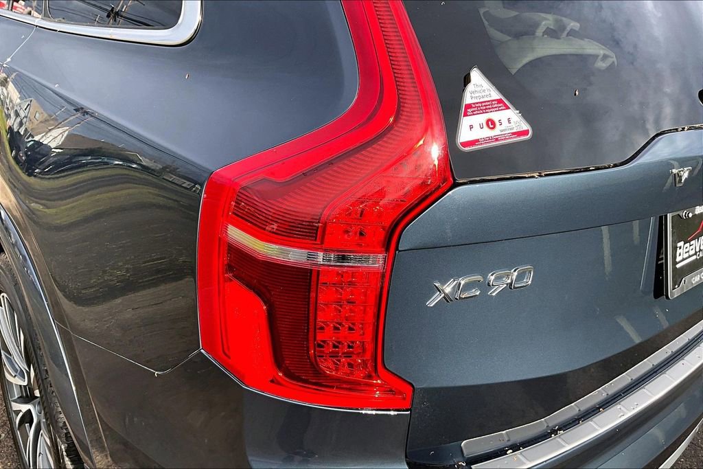Used 2020 Volvo XC90 T5 Momentum w/ Protection Package Premier image 28