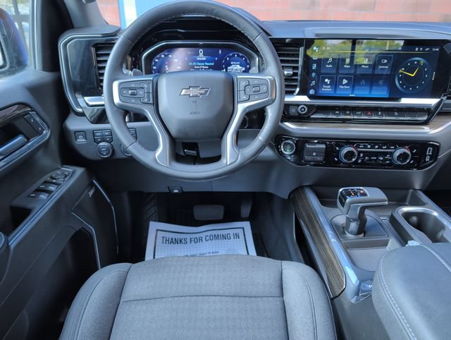 Used 2023 Chevrolet Silverado 1500 RST w/ Convenience Package II AWD/4WD image 2