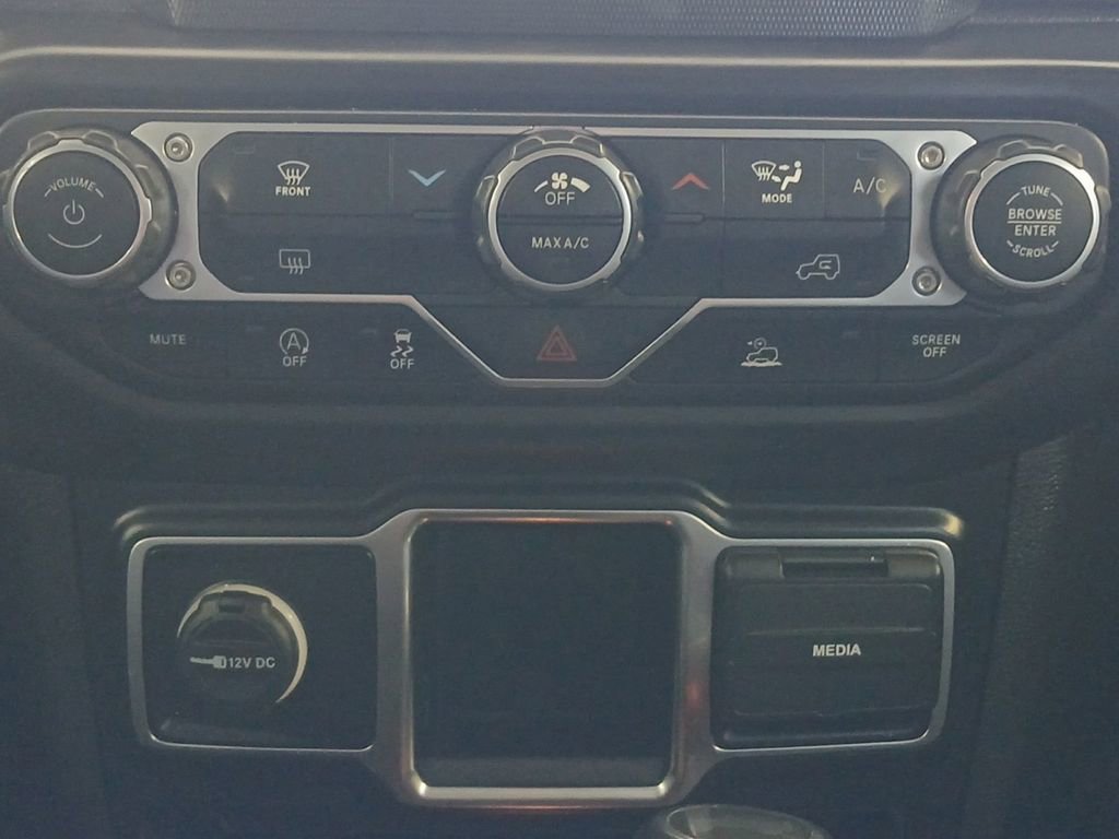 Used 2022 Jeep Wrangler Unlimited Sport image 4