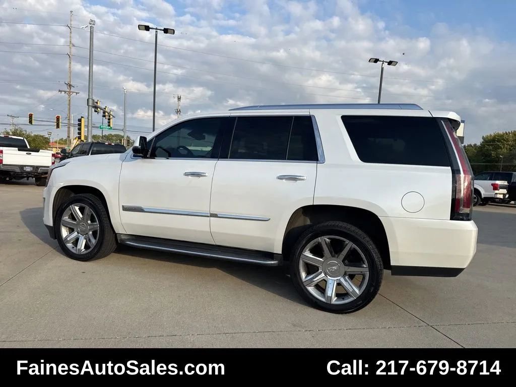 Used 2016 Cadillac Escalade Luxury image 10
