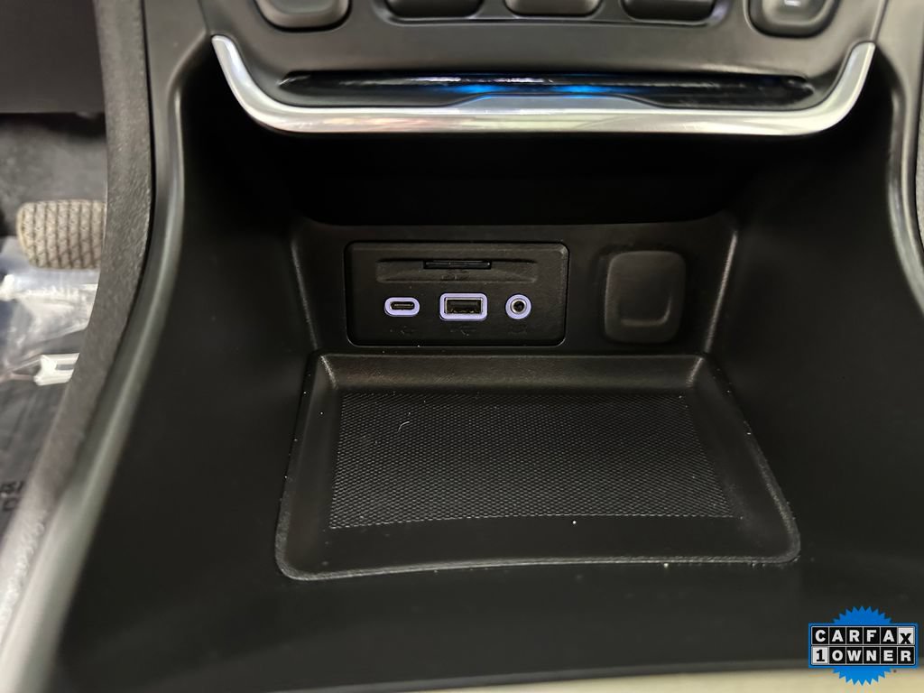 Used 2020 GMC Terrain Denali w/ GMC Pro Grade Package AWD/4WD image 34