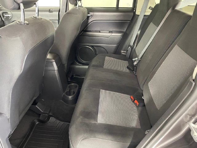 Used 2017 Jeep Patriot Sport w/ Power Value Group AWD/4WD image 15
