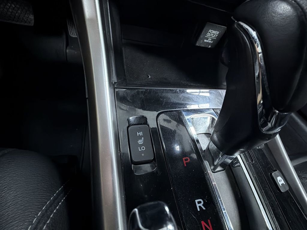 Used 2017 Honda Accord Touring image 23