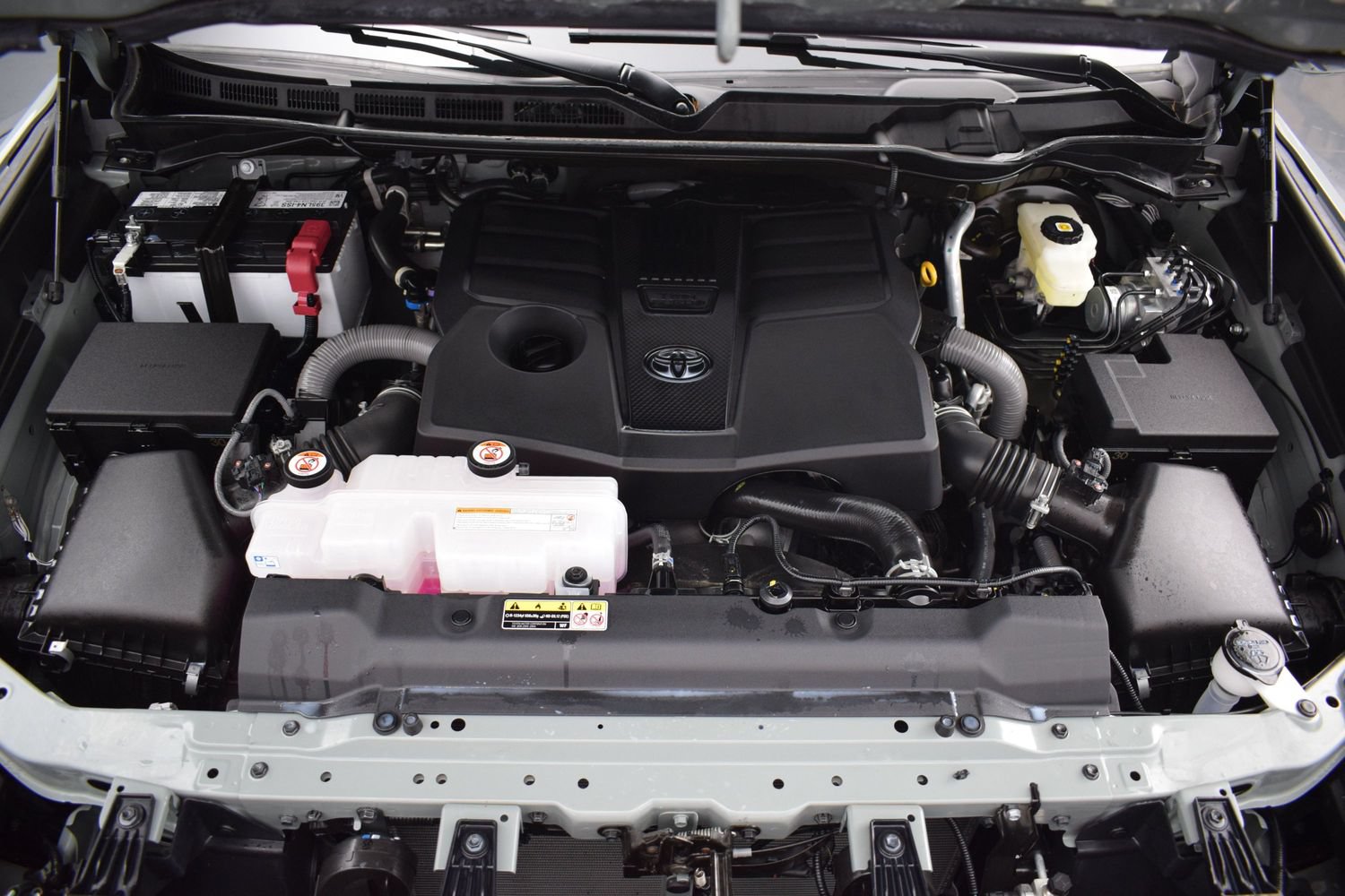 Used 2026 Toyota Tundra SR5 AWD/4WD image 9