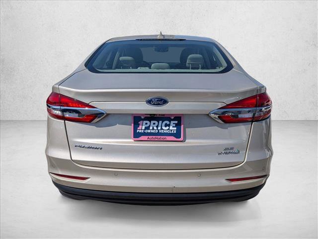 Used 2019 Ford Fusion SE FWD image 6