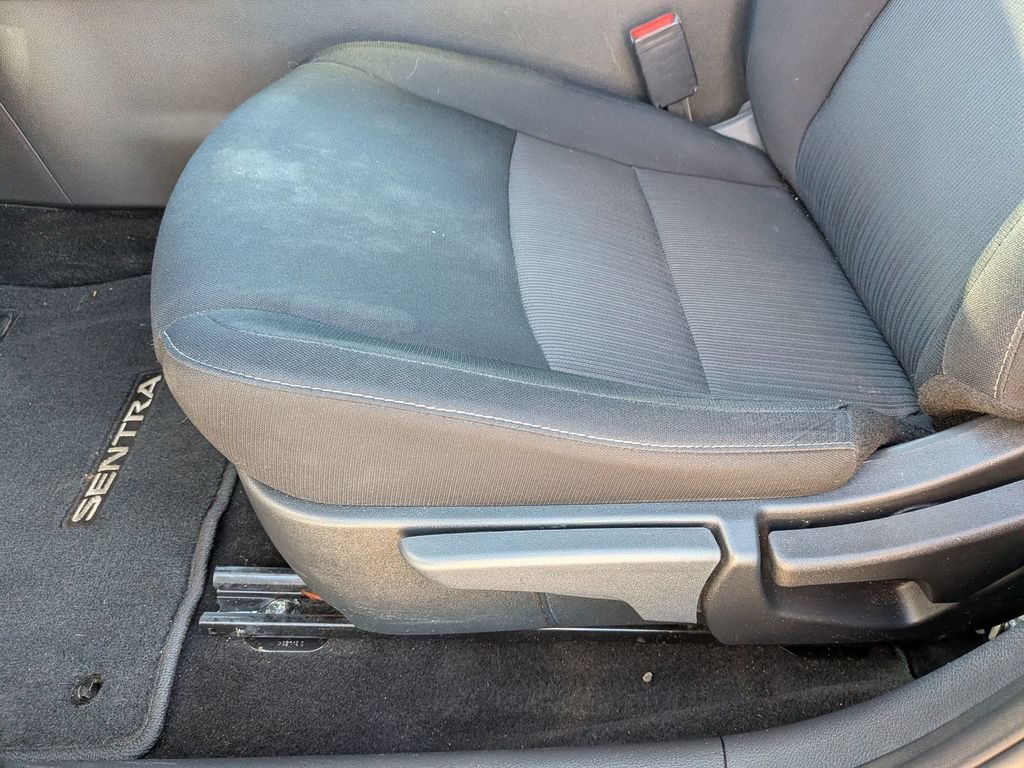 Used 2024 Nissan Sentra SV FWD image 15