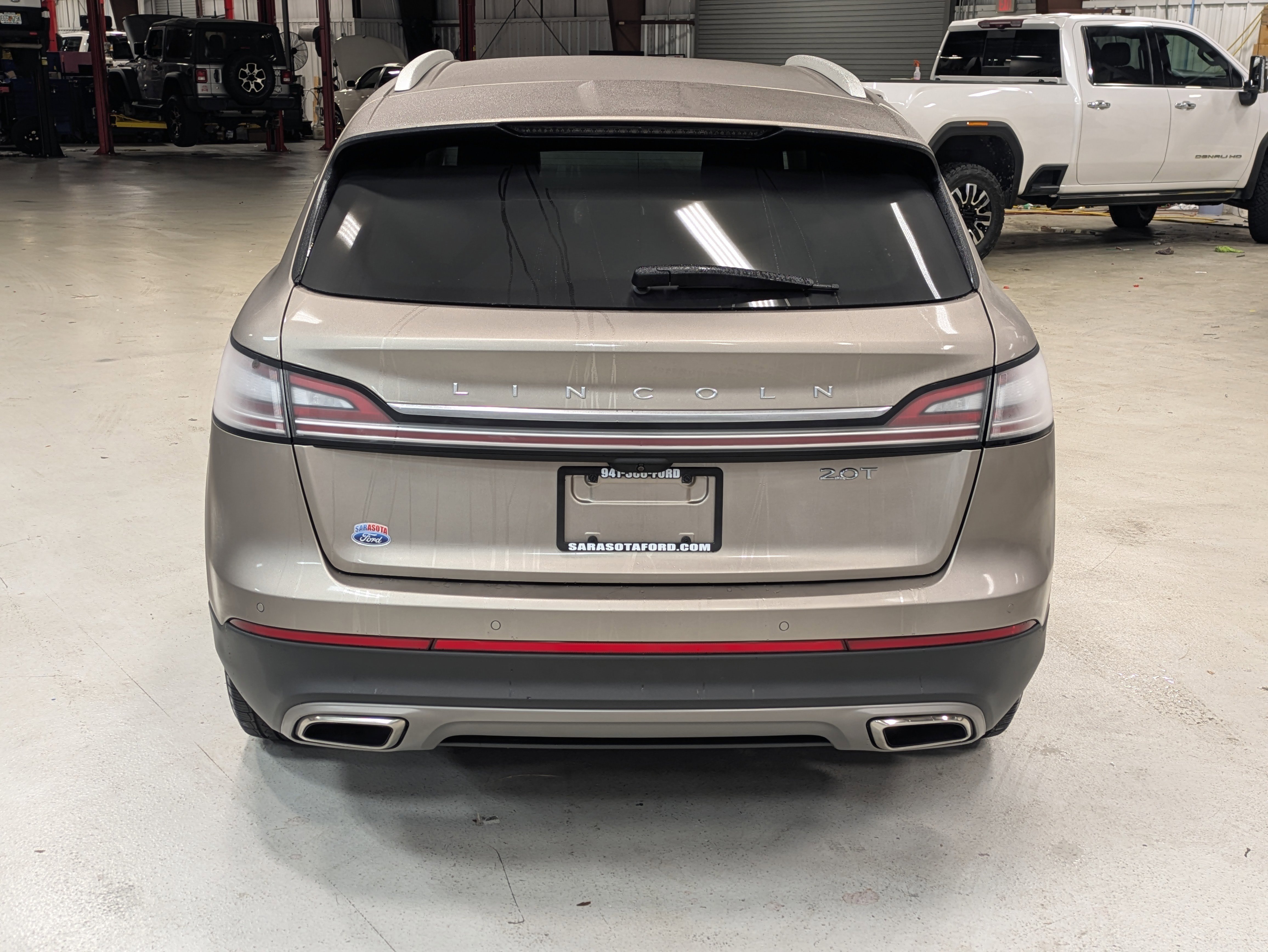 Used 2020 Lincoln Nautilus FWD w/ Equipment Group 101A image 5