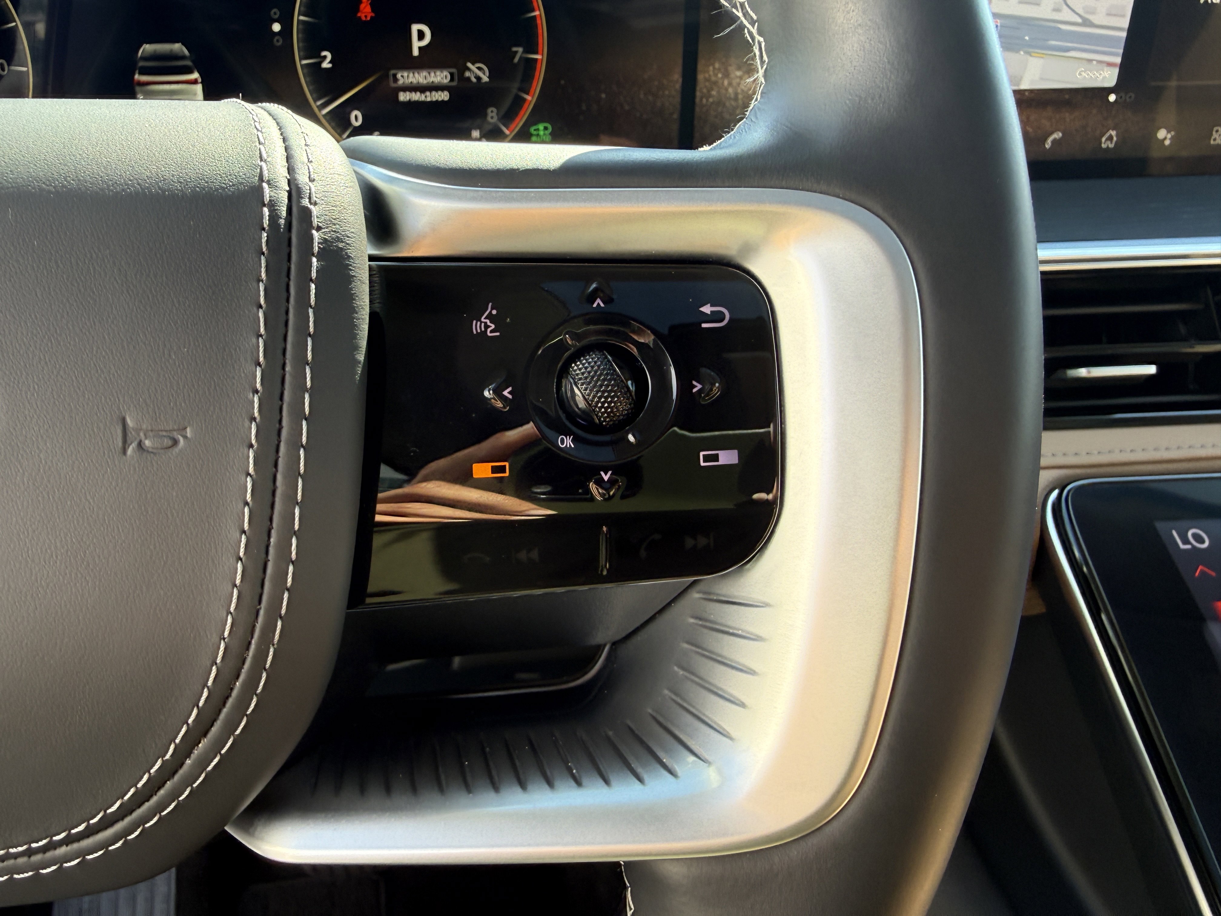 Certified 2025 INFINITI QX80 Sensory image 20