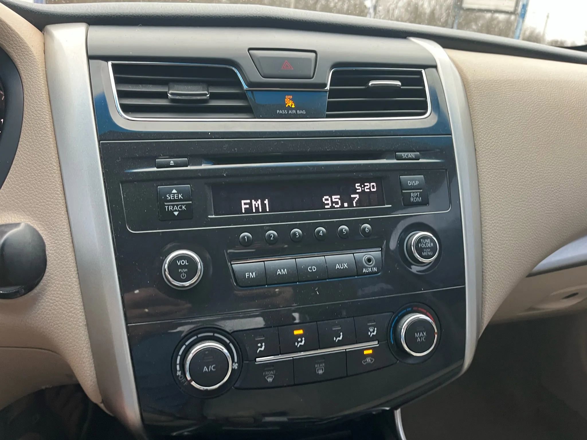 Used 2014 Nissan Altima 2.5 S image 17