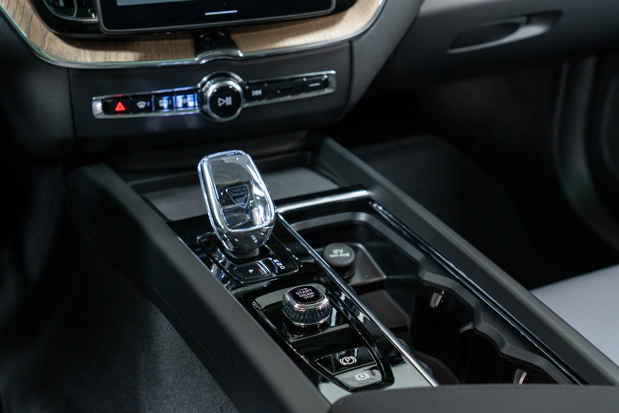 New 2026 Volvo XC60 B5 Plus w/ Protection Package Premier image 20