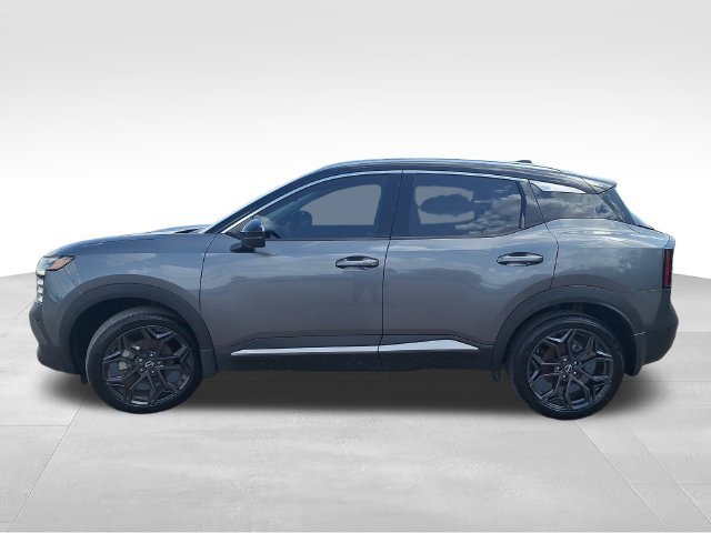Certified 2025 Nissan Kicks SR w/ Illumination Package FWD image 5