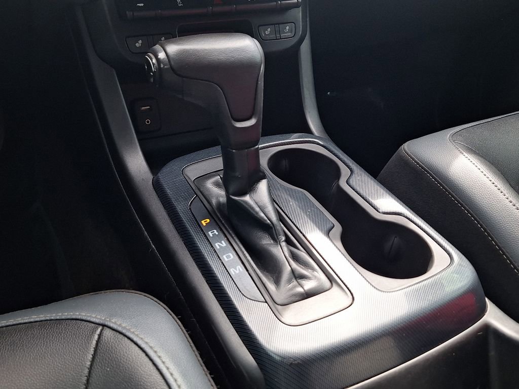 Used 2015 Chevrolet Colorado Z71 w/ LPO, Gearon Bar Package image 24