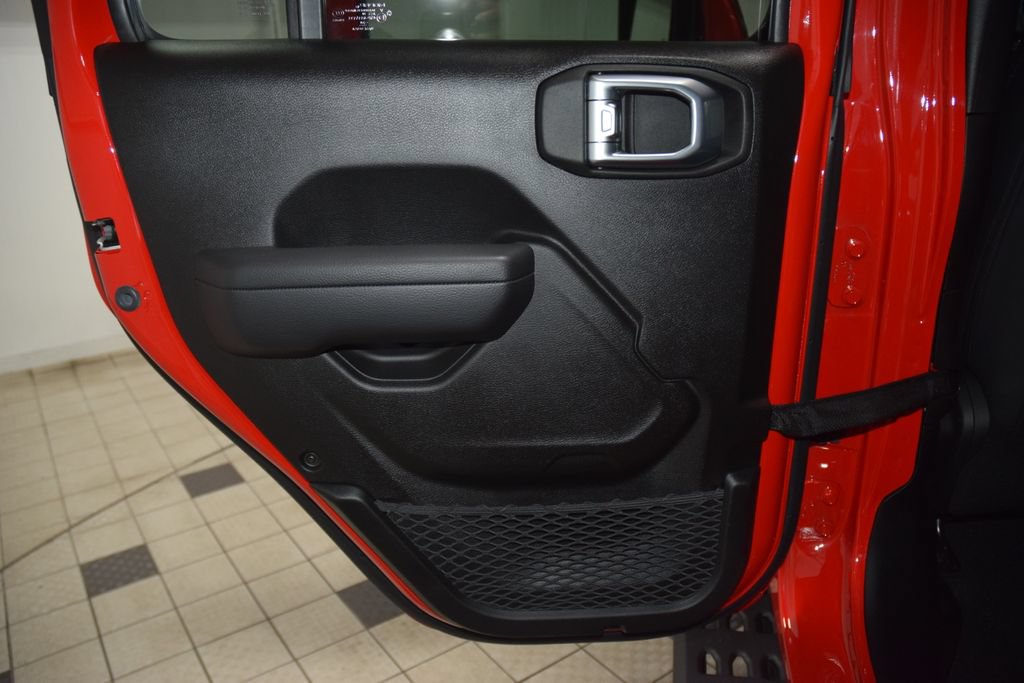 Used 2024 Jeep Wrangler Unlimited Sport AWD/4WD image 34