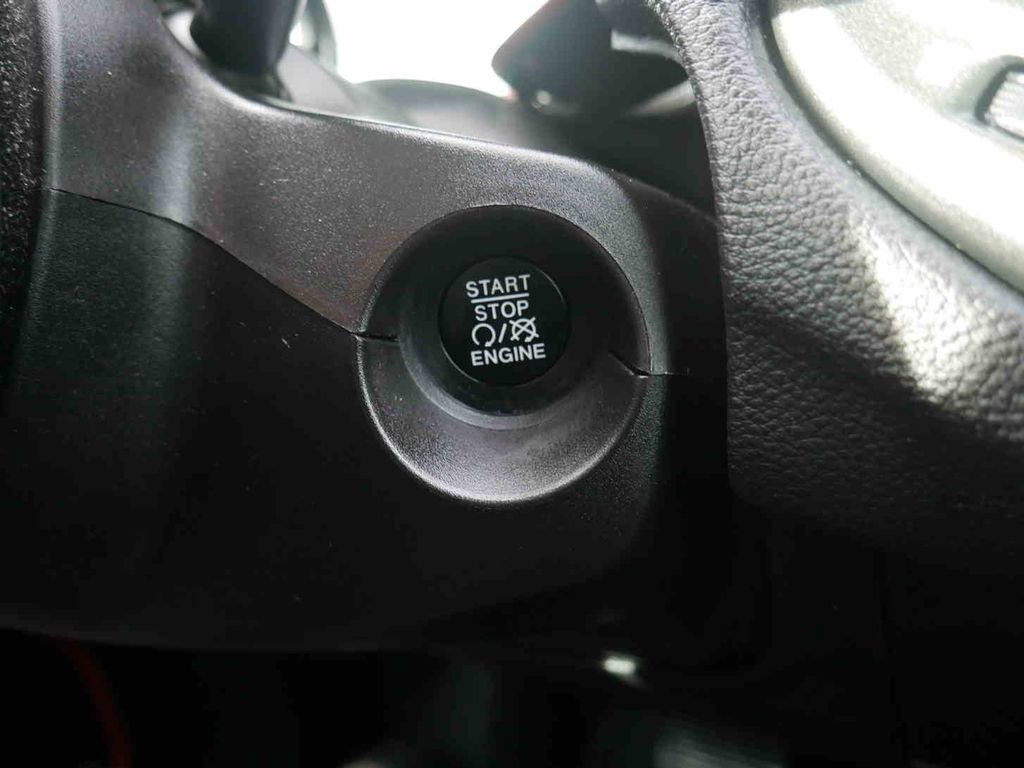 Used 2018 Jeep Compass Trailhawk w/ Leather Interior Group image 37