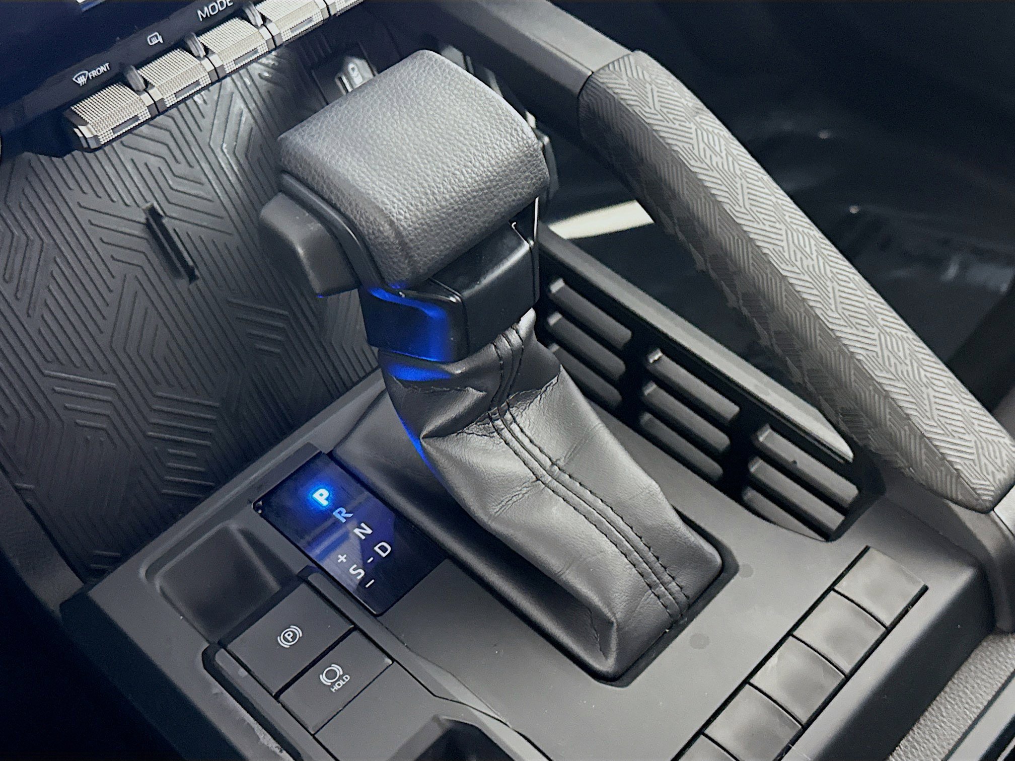 Used 2025 Toyota Tacoma SR image 20