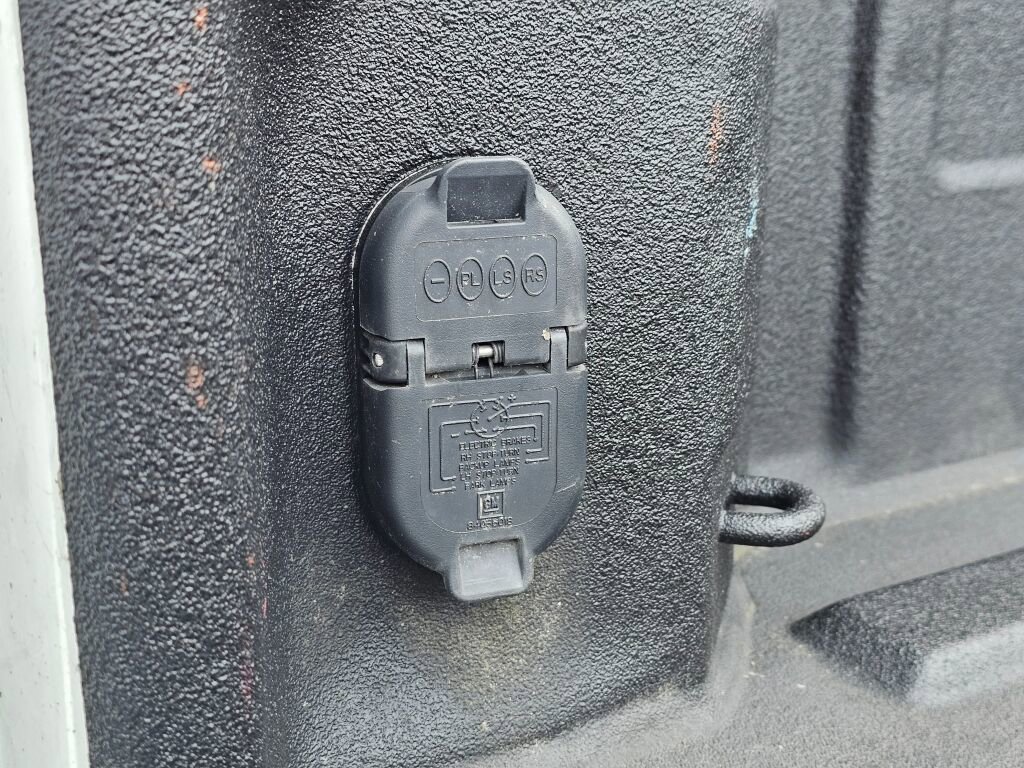 Used 2022 Chevrolet Silverado 3500 High Country w/ Safety Package II AWD/4WD image 27