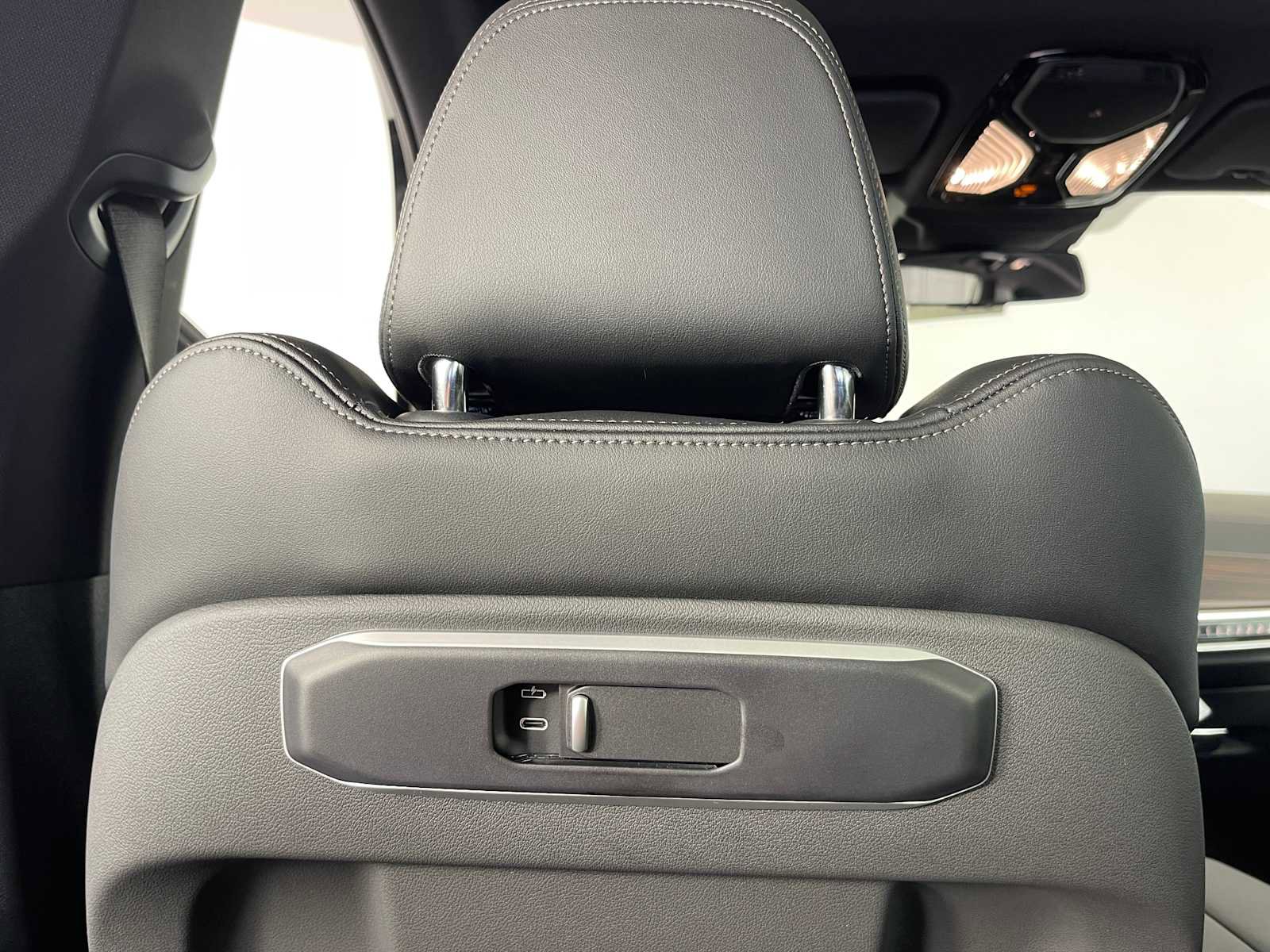 New 2026 BMW X5 xDrive50e image 29