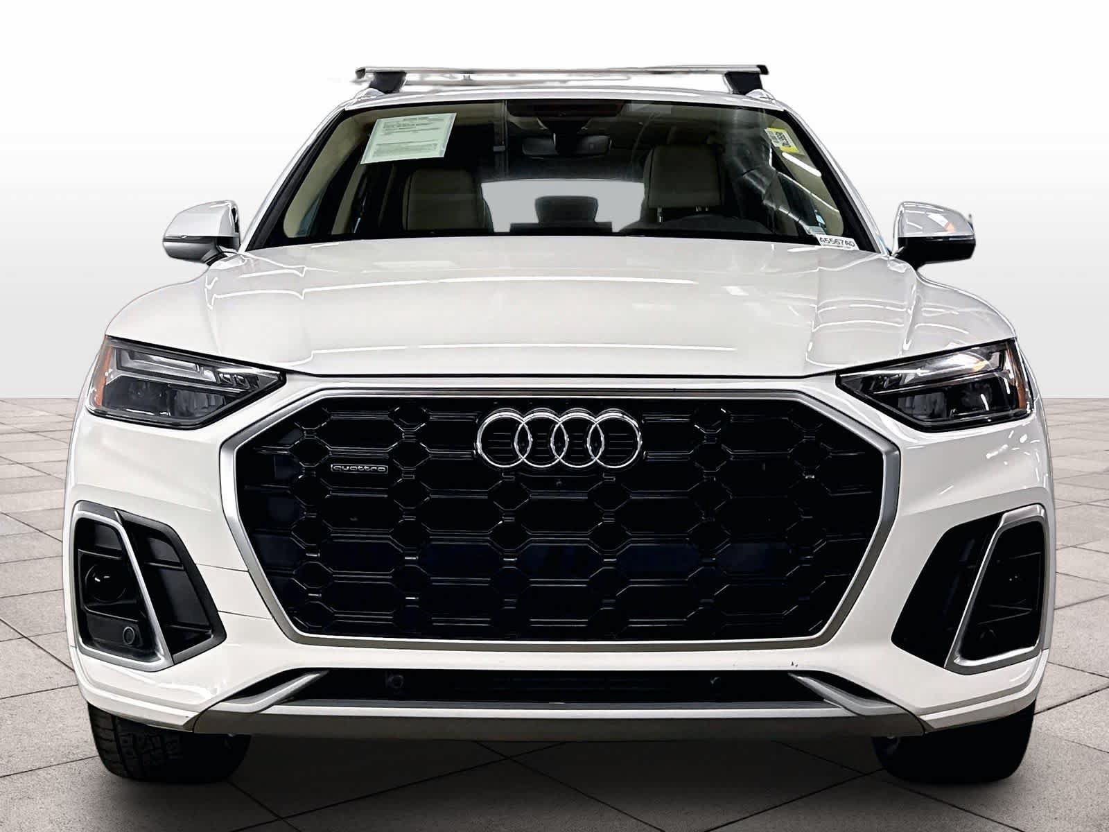 Used 2023 Audi Q5 2.0T Premium Plus w/ Premium Plus Package AWD/4WD image 3