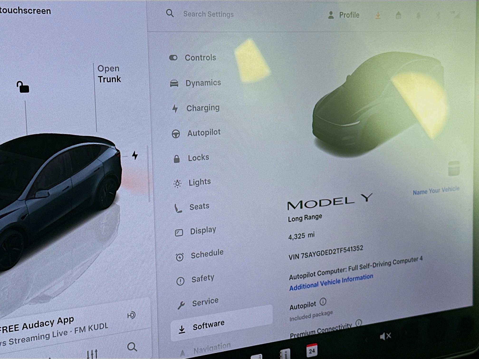 Used 2026 Tesla Model Y 2WD image 17