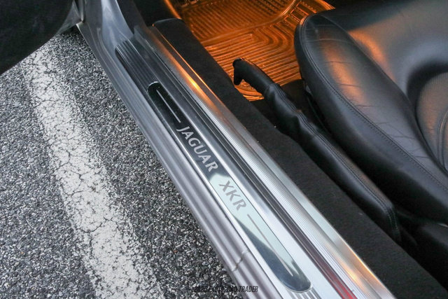 Used 2001 Jaguar XK8 Convertible RWD image 38