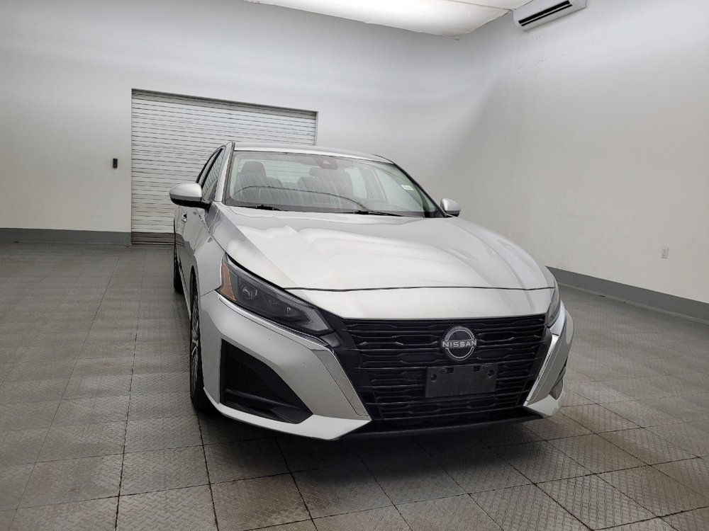Used 2023 Nissan Altima 2.5 SV image 14