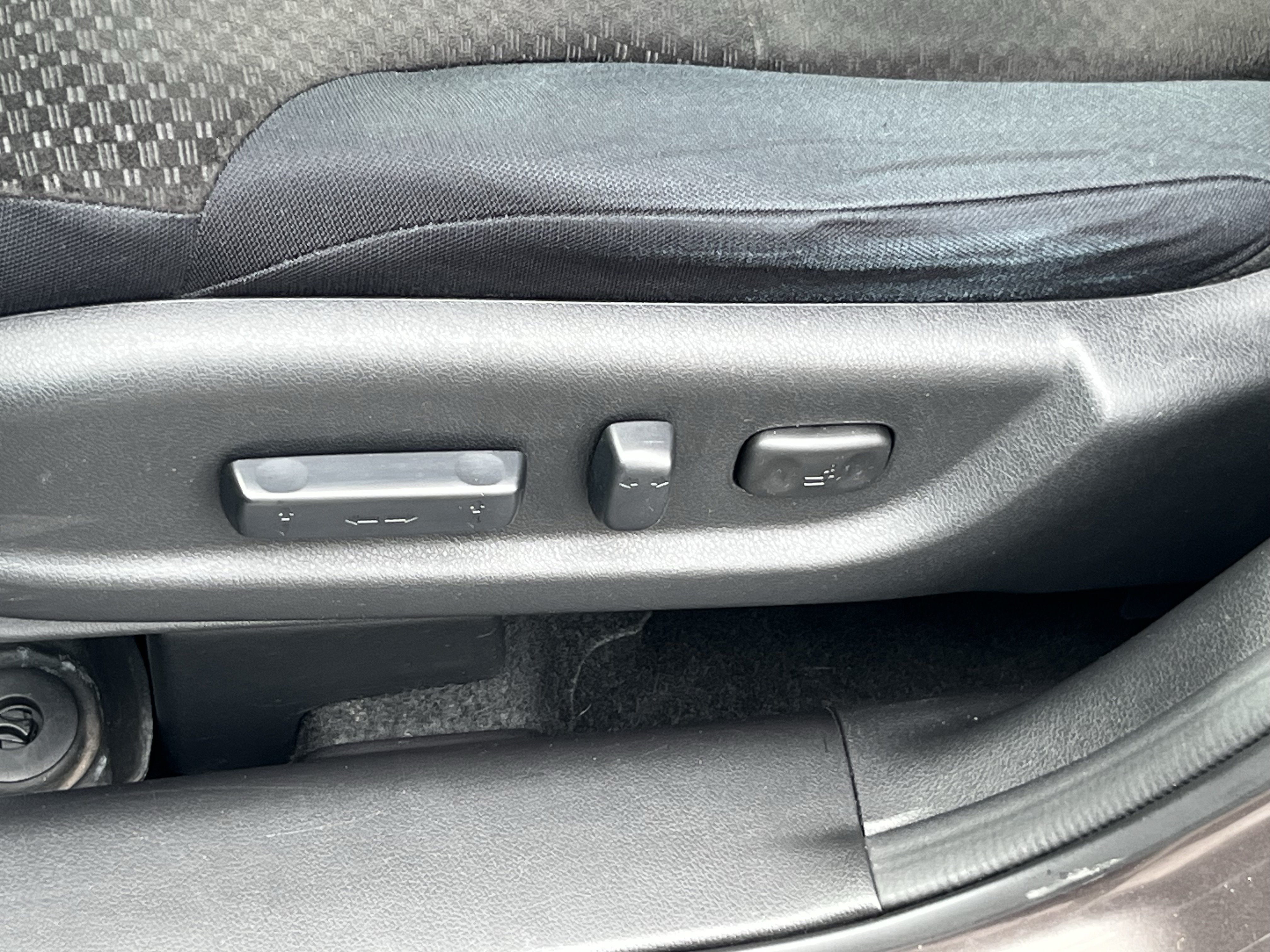 Used 2016 Honda CR-V EX image 16