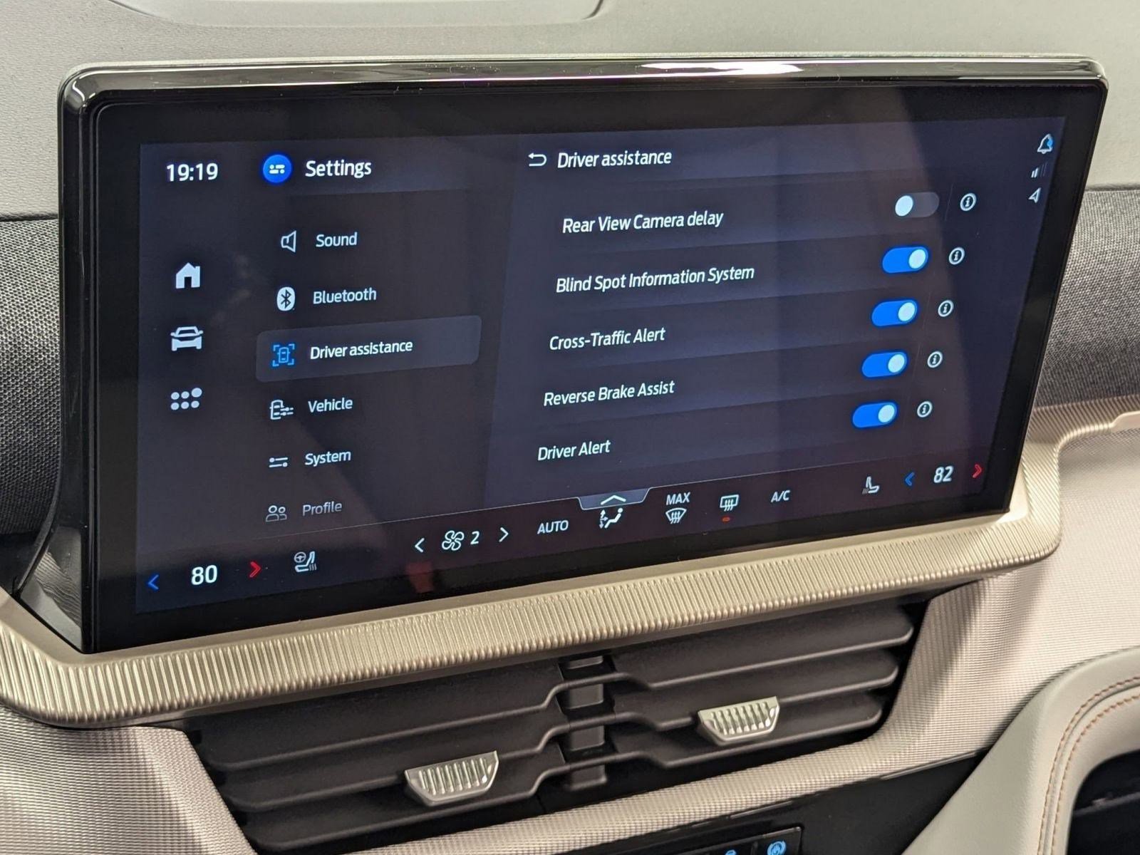 New 2026 Ford Explorer Active w/ Active Comfort Package image 28