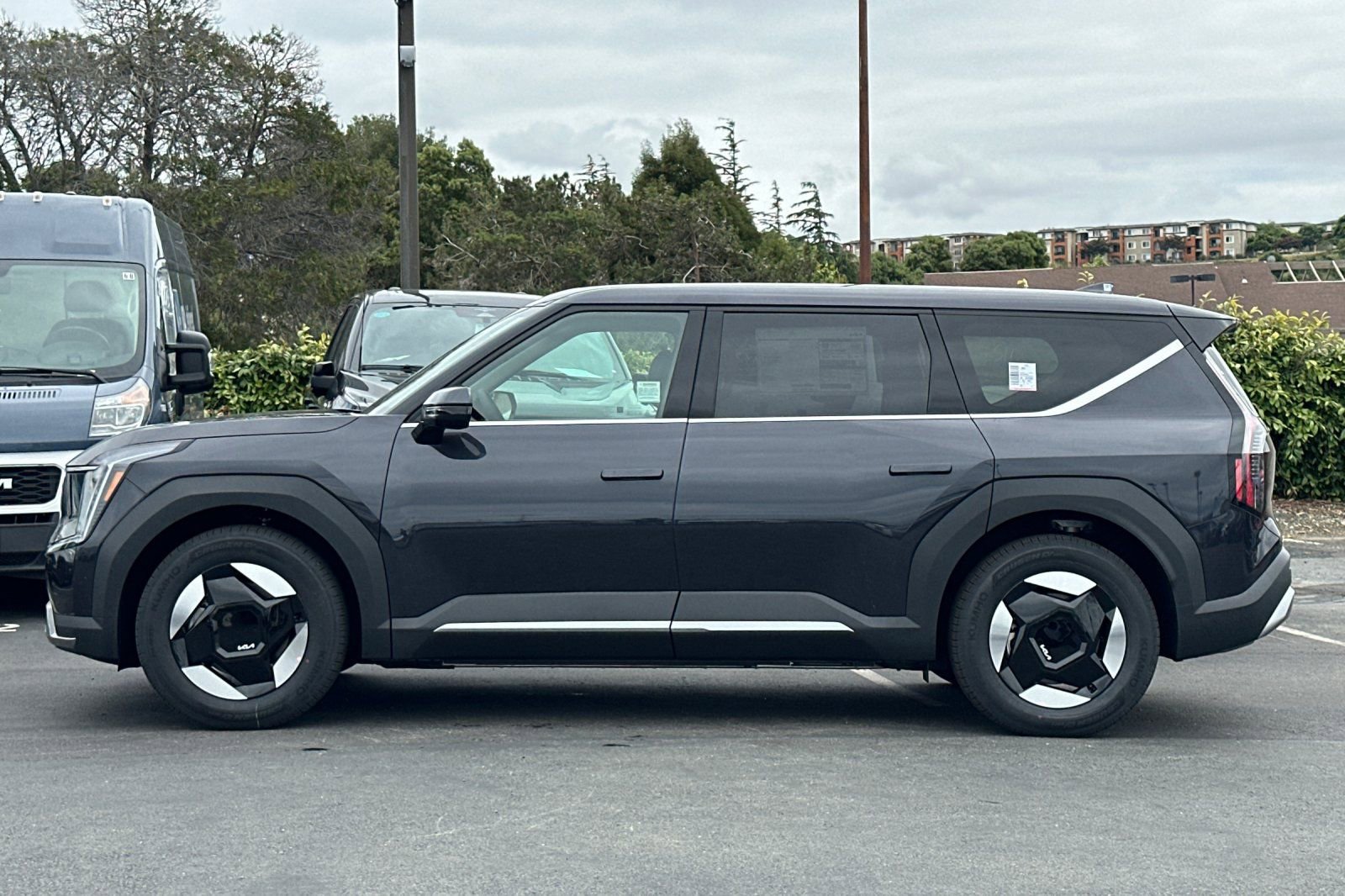 New 2026 Kia EV9 Light RWD image 7