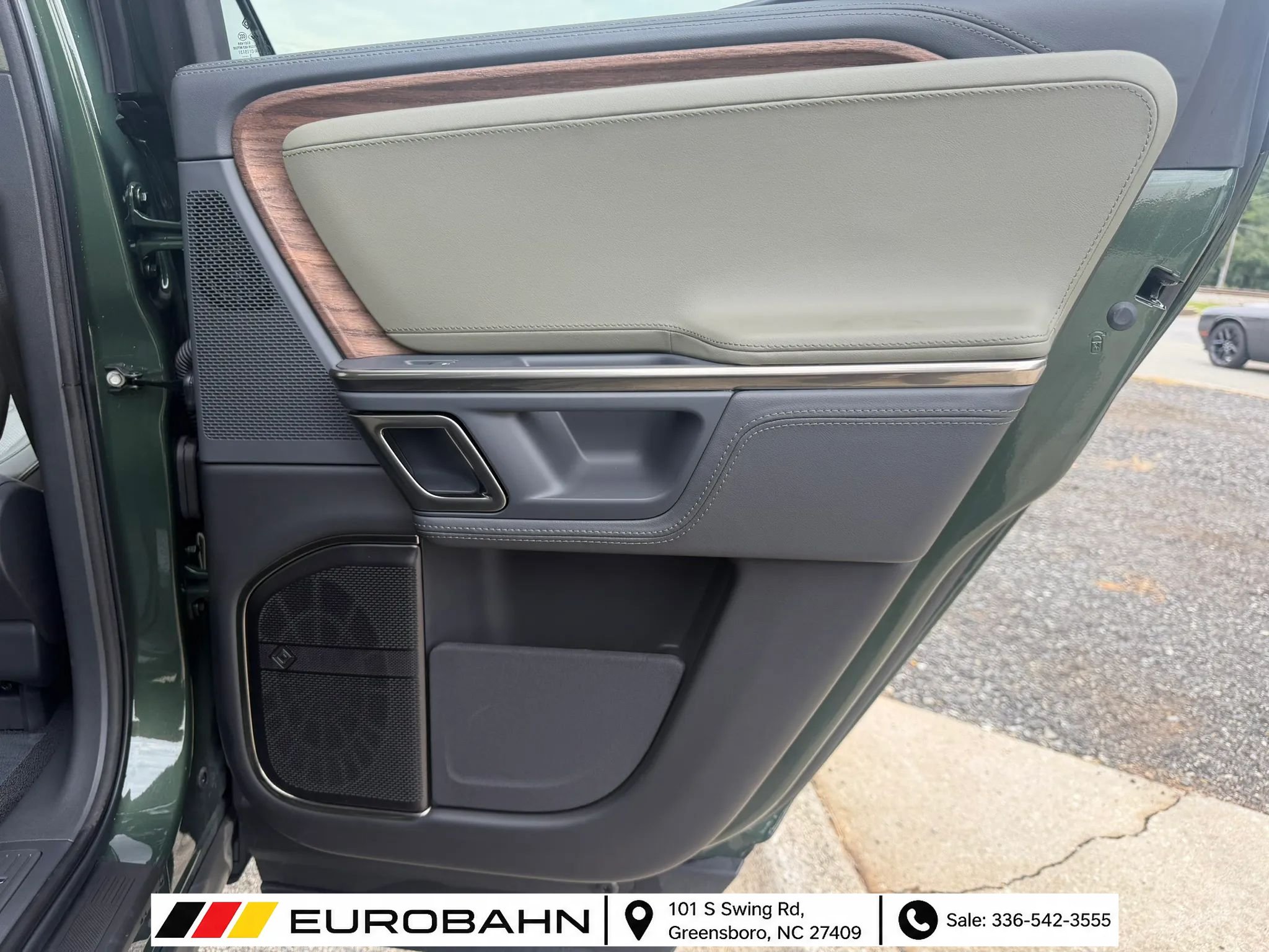 Used 2023 Rivian R1T Adventure Dual AWD/4WD image 19
