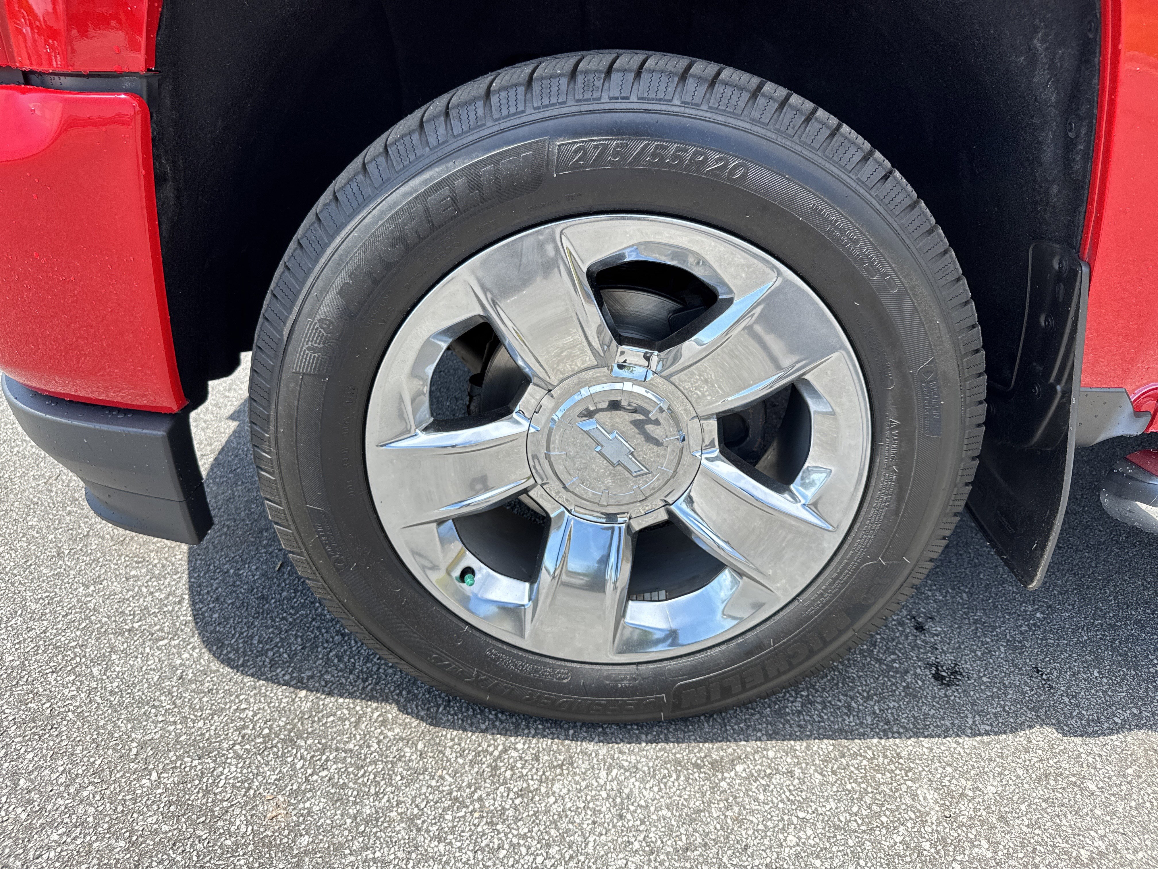 Used 2017 Chevrolet Silverado 1500 LTZ Z71 w/ LTZ Plus Package AWD/4WD image 13
