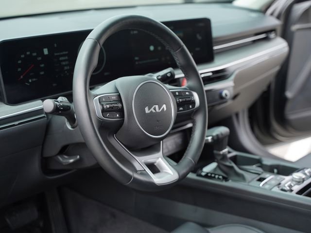 Used 2025 Kia K5 EX FWD image 28