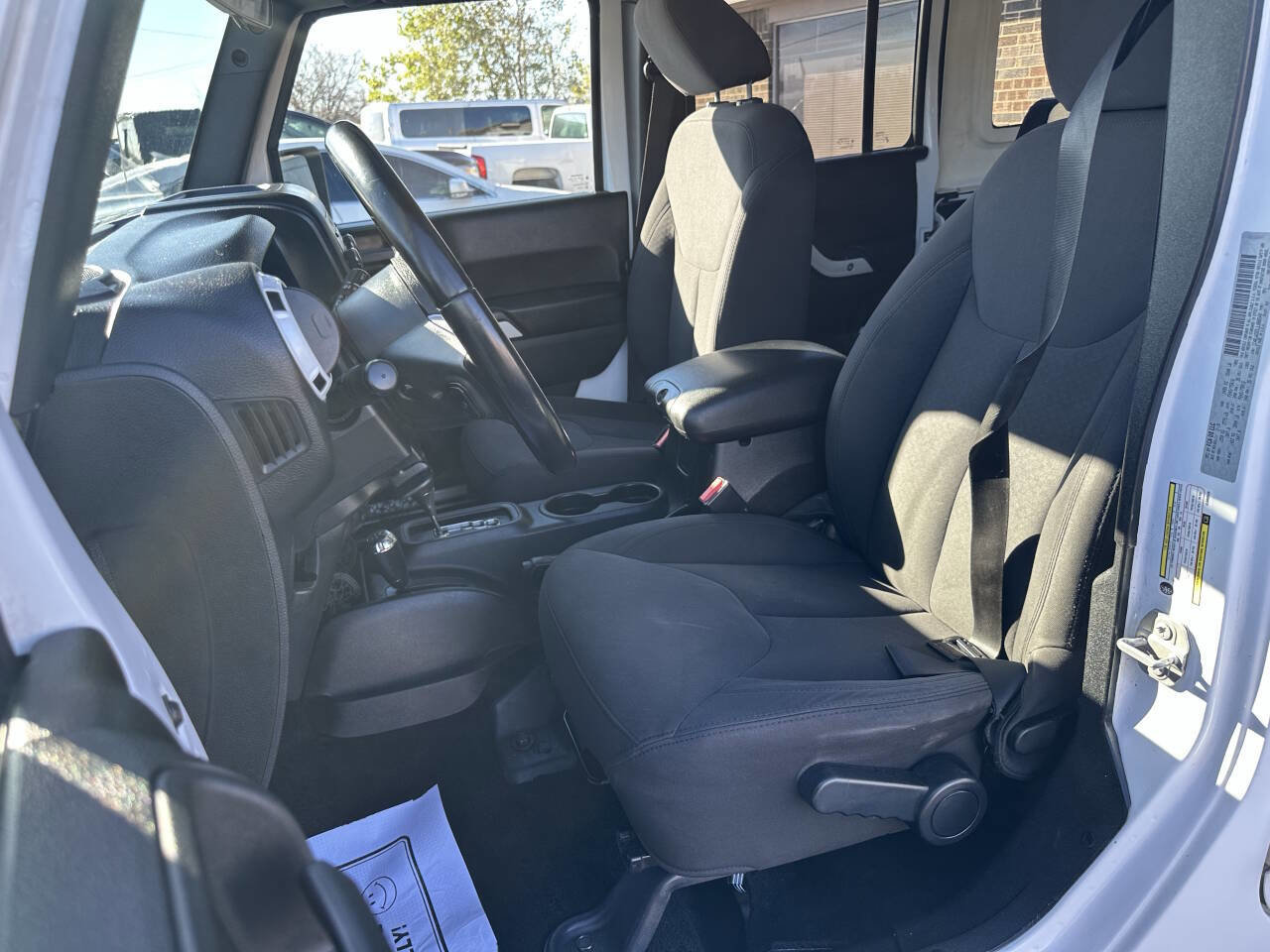 Used 2018 Jeep Wrangler Unlimited Sport w/ Connectivity Group image 13