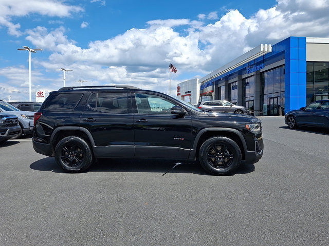 Used 2022 GMC Acadia AT4 w/ Technology Package AWD/4WD image 7