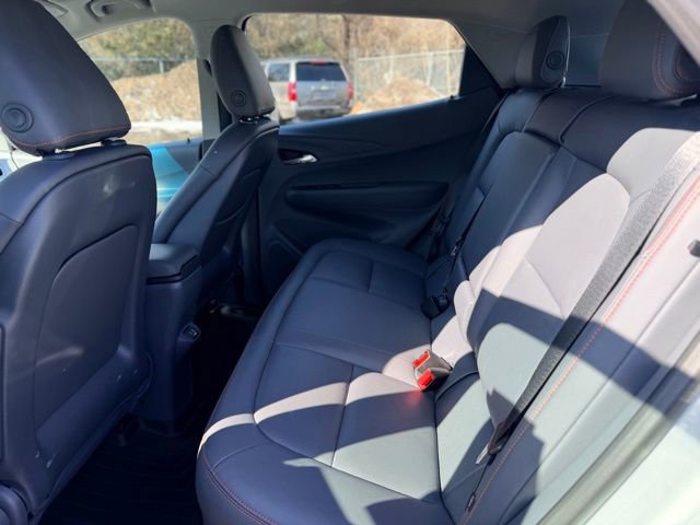 Certified 2021 Chevrolet Bolt Premier w/ Infotainment Package image 24