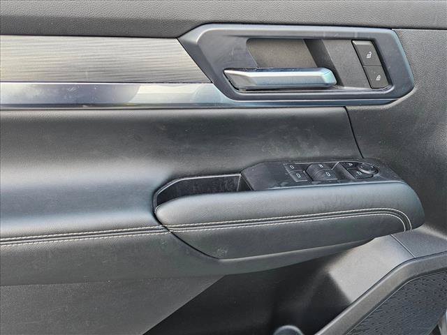 Used 2025 GMC Terrain Elevation AWD/4WD image 6