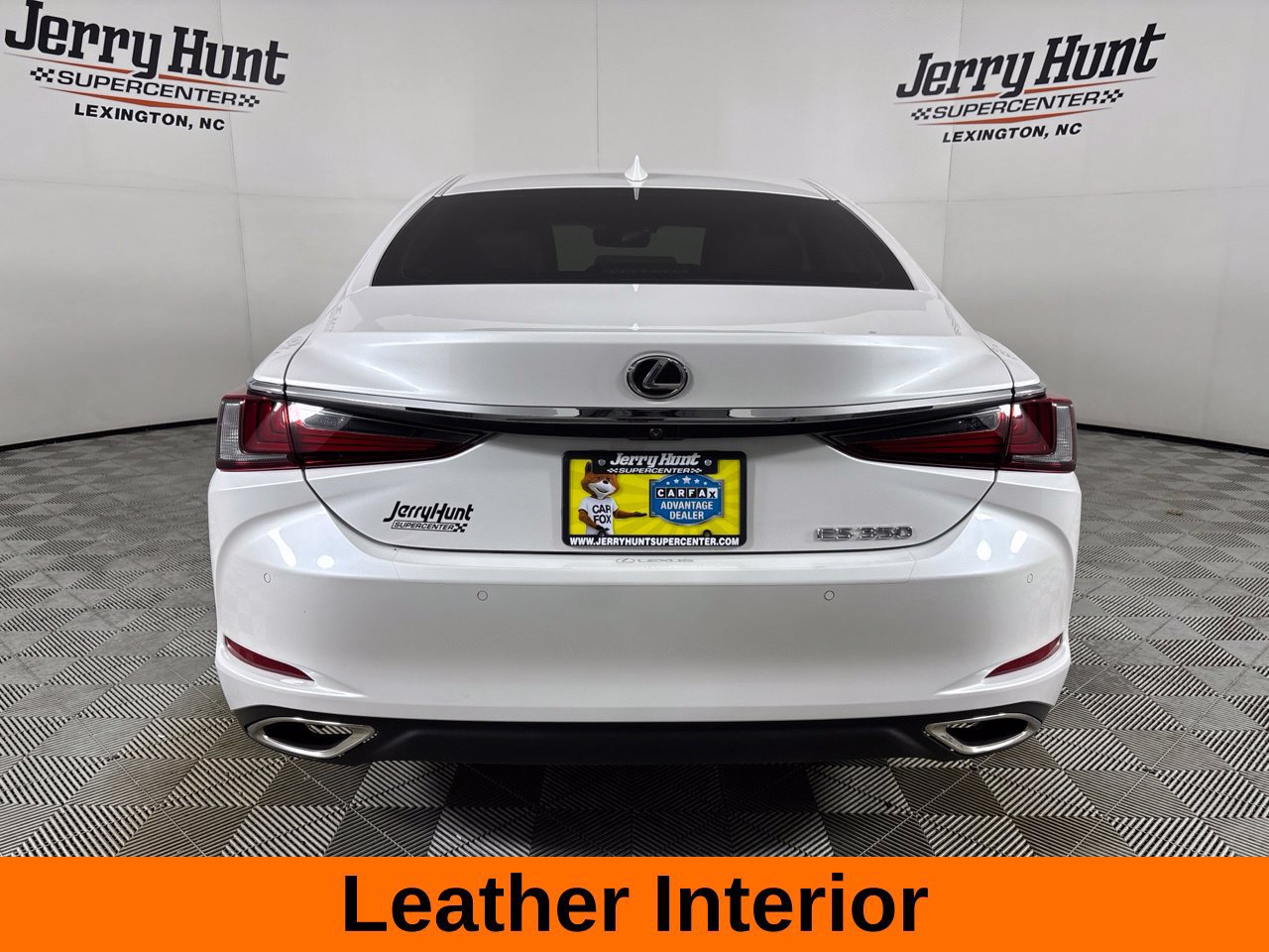 Used 2025 Lexus ES 350 w/ Premium Package FWD image 7