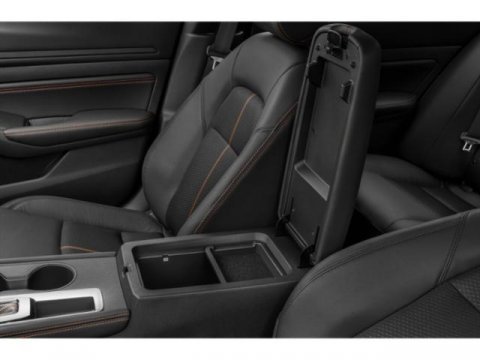 Used 2019 Nissan Altima 2.5 SR w/ SR Premium Package image 17