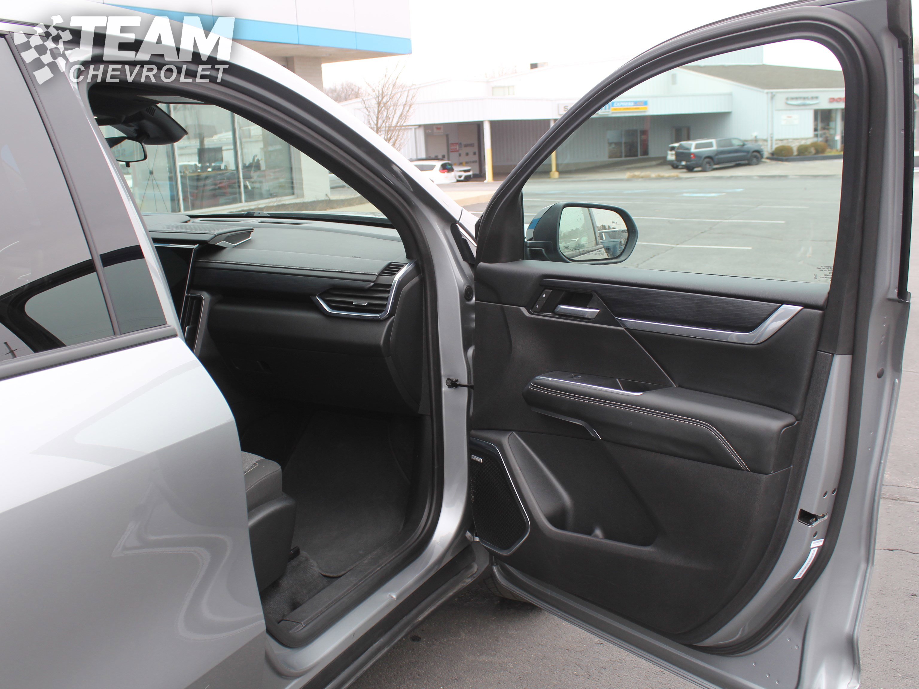 Certified 2025 GMC Acadia Elevation image 27