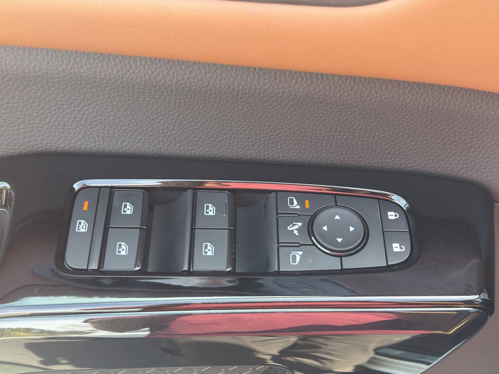 New 2026 Nissan Pathfinder Platinum image 17