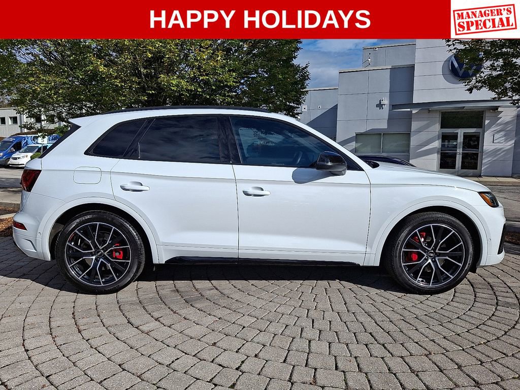Used 2023 Audi SQ5 Prestige w/ Prestige Package image 7
