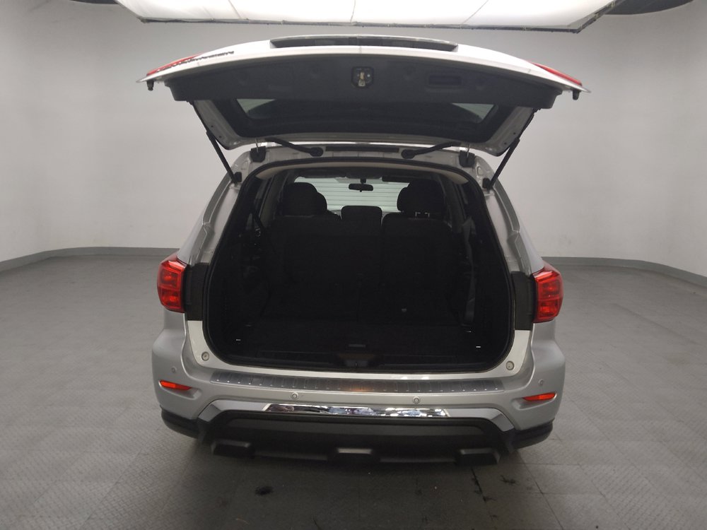 Used 2020 Nissan Pathfinder S FWD image 29