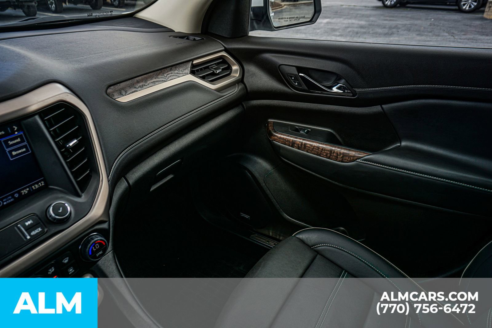 Used 2023 GMC Acadia Denali w/ Denali Ultimate Package AWD/4WD image 48