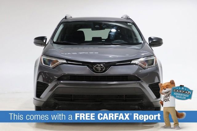 Used 2017 Toyota RAV4 LE FWD image 2