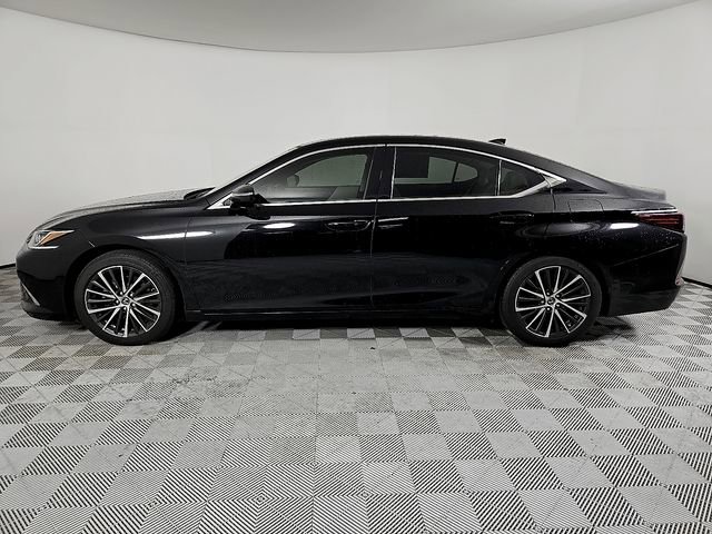 Used 2024 Lexus ES 350 w/ Premium Package image 8